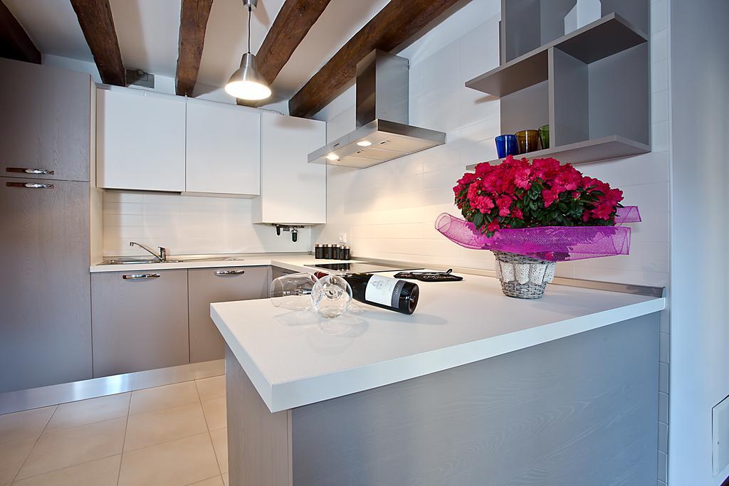 Good Wine Apartments Venice Room photo